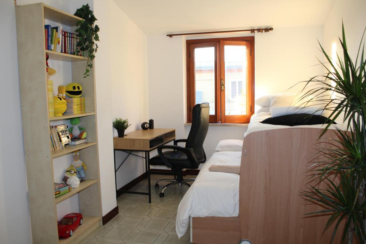 Confortevole Appartamento A Roma Free Parking Castel di Leva Exteriör bild
