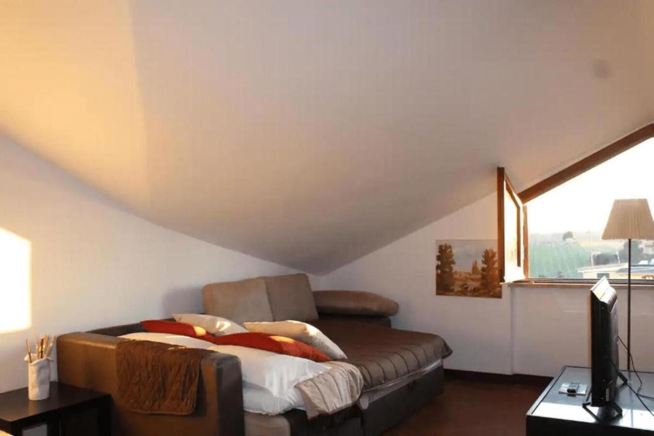 Confortevole Appartamento A Roma Free Parking Castel di Leva Exteriör bild